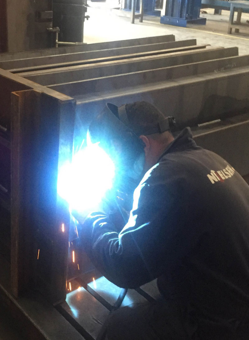 neo-nielsen-about-02